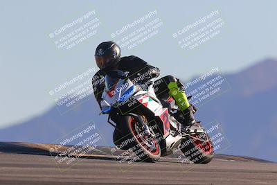 media/Nov-06-2023-Moto Forza (Mon) [[ce023d0744]]/3-Intermediate Group/Session 5 (Turn 9)/